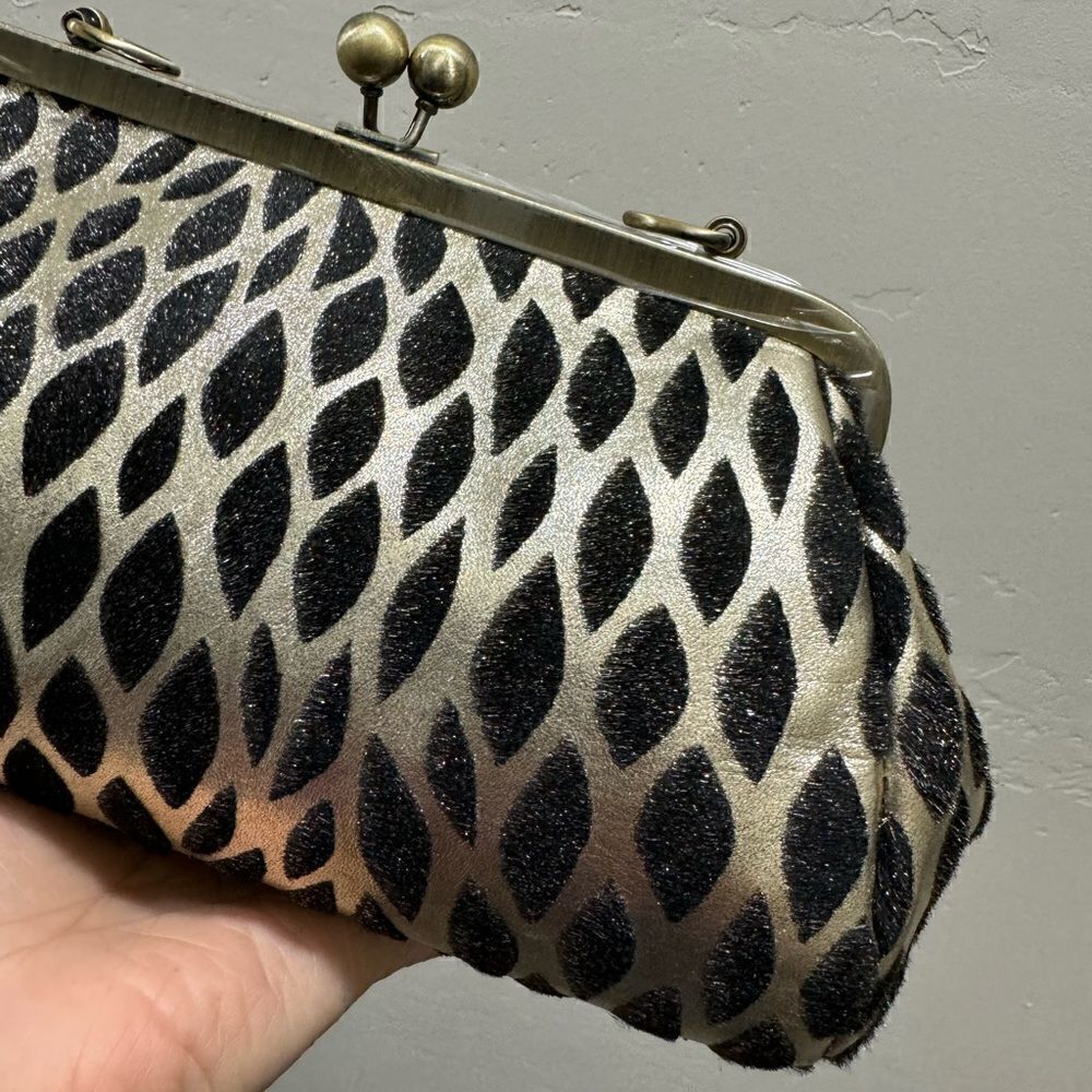 Handmade Real Hair-on Calfskin Embossed Vintage Kisslock Clutch/Crossbody - Picture 13 of 15